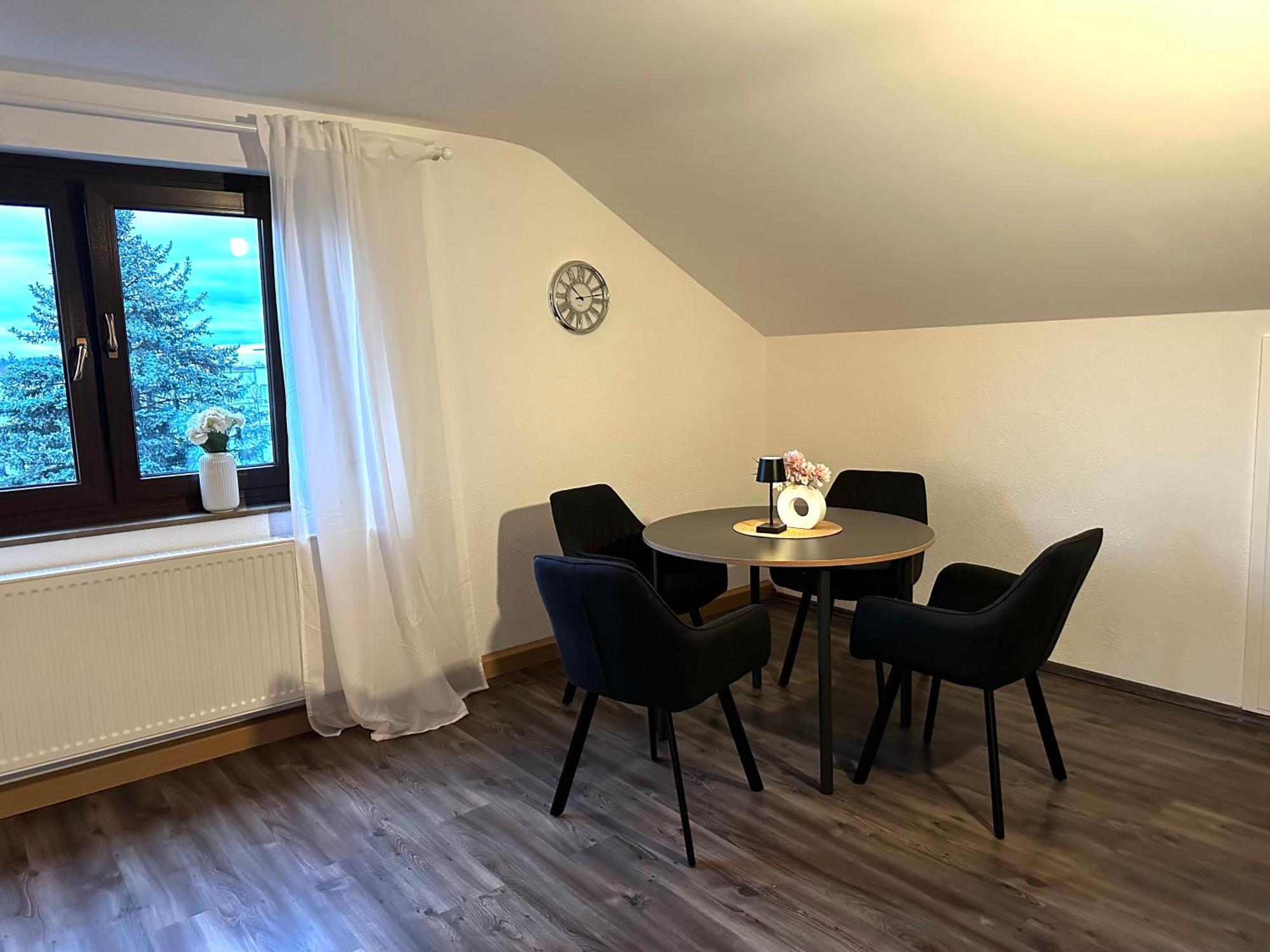 St-Apartment Charming 2 Dachgeschoss, 3 Zimmer In Geislingen Geislingen an der Steige Eksteriør bilde